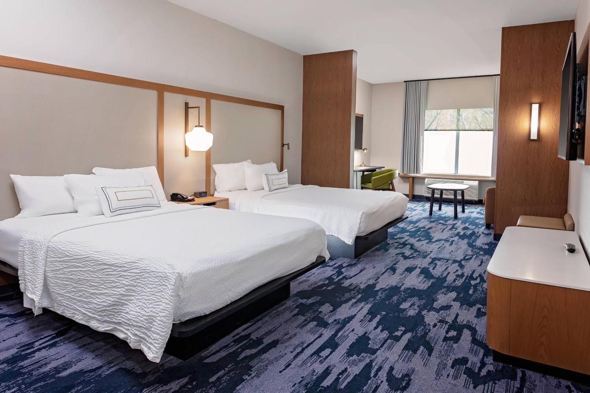 Fairfield By Marriott Port Clinton Waterfront Hotel Exterior photo